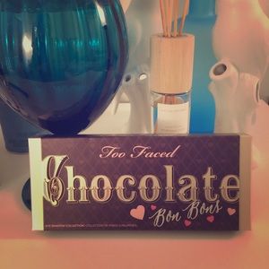 TOO FACED CHOCOLATE BON BONS Eyeshadow Palette